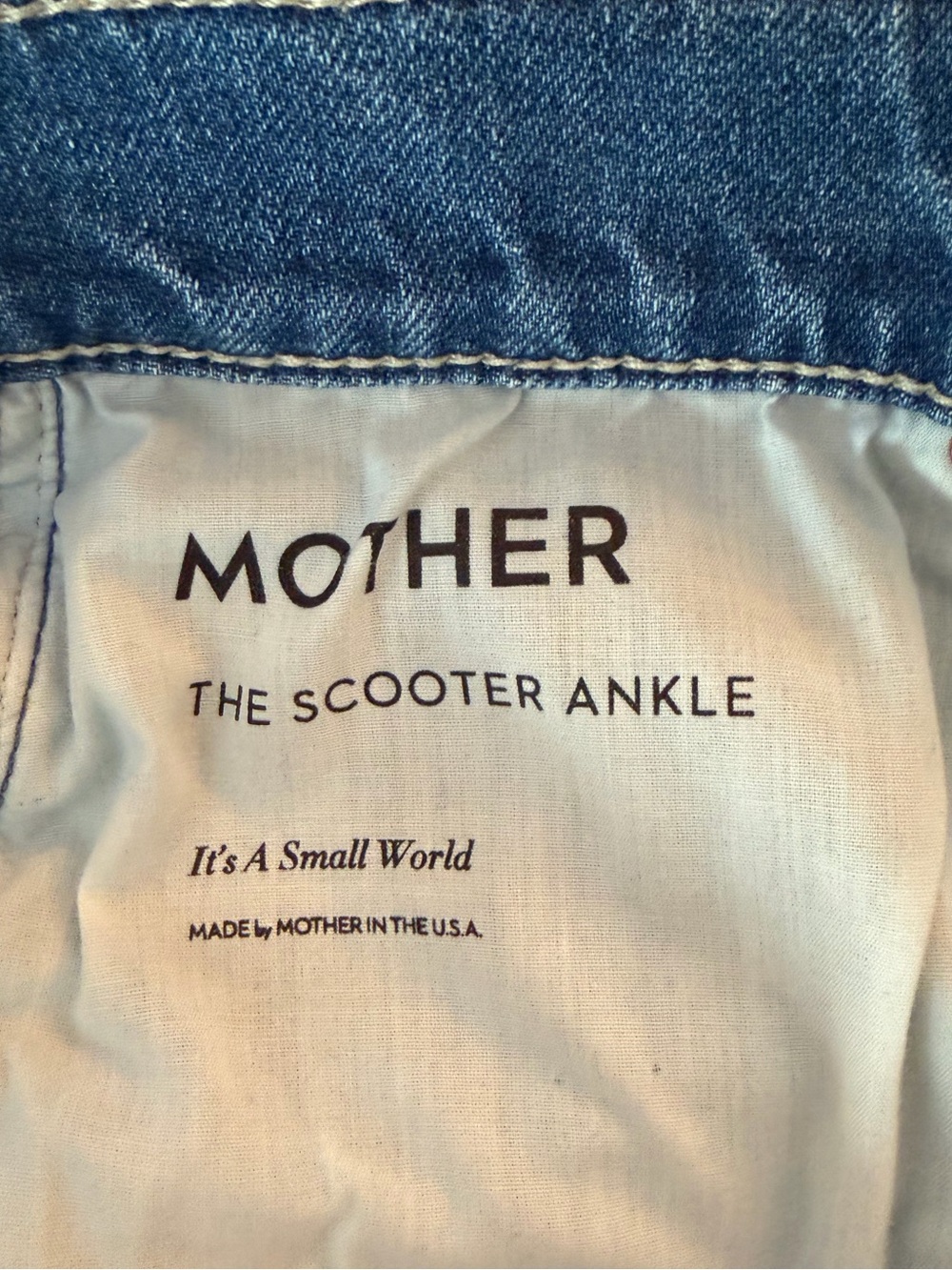 MOTHER - The scooter ankle in it’s a small world - Picture 3 of 7